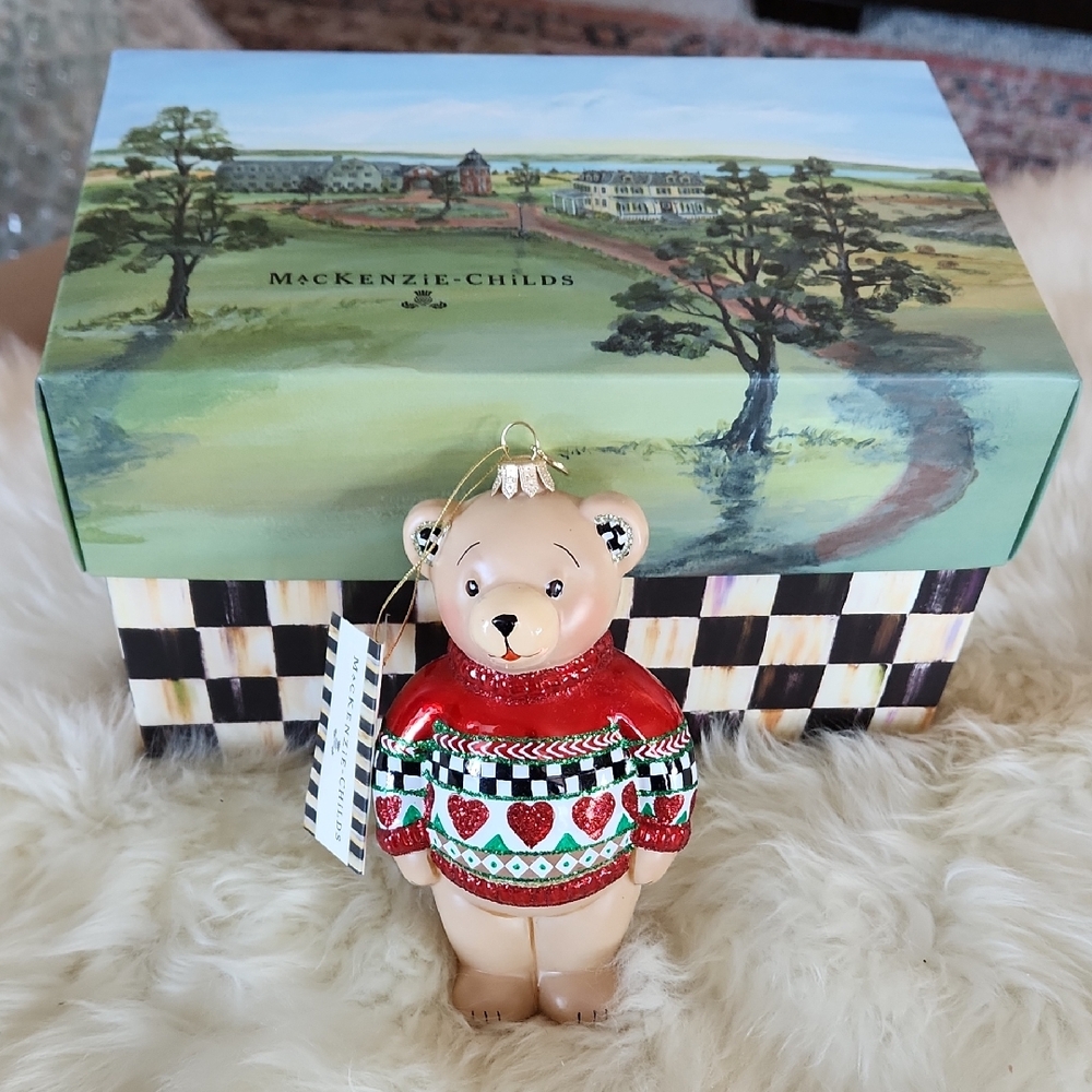 Cute NWT IOB MacKenzie-Childs Cozy Christmas Sweater Bear Glass Ornament♥️🐻🎄🎅